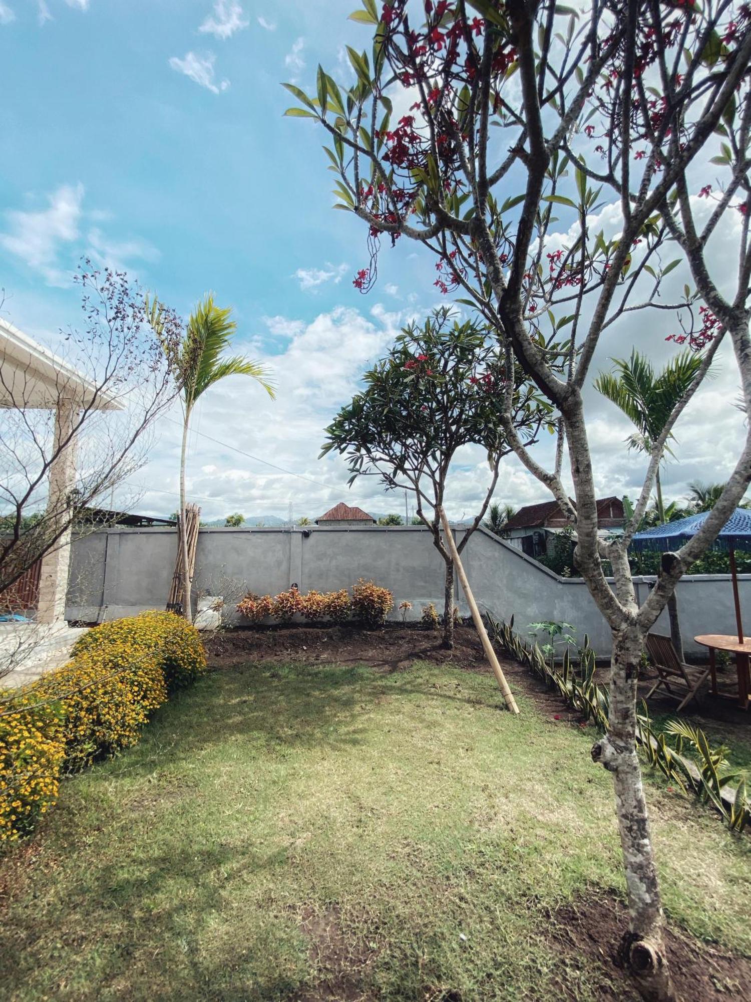Hotel Sumbul View Surfcamp Airsatang Esterno foto